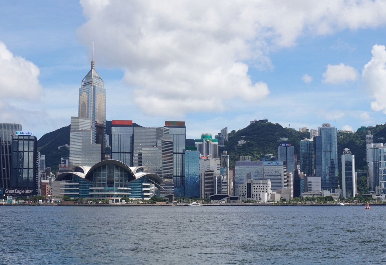 香港办公室与全球化业务